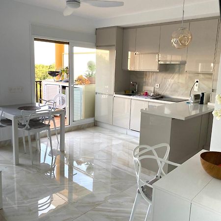 Marbella Beachfront Apartment Romana Playa Elviria Exteriör bild