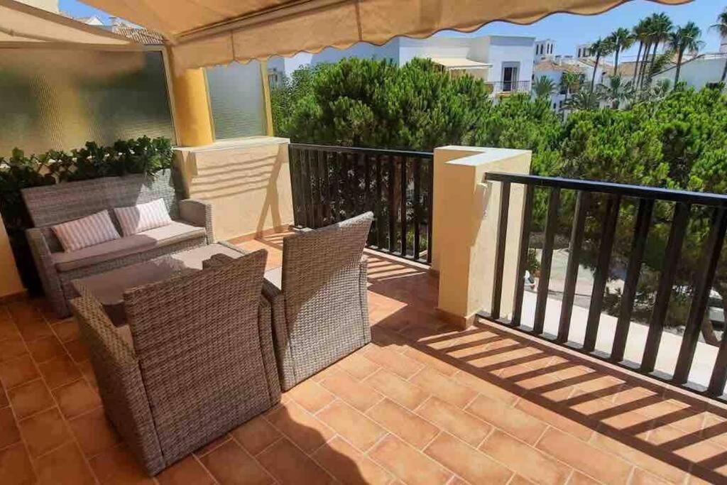 Marbella Beachfront Apartment Romana Playa Elviria Exteriör bild