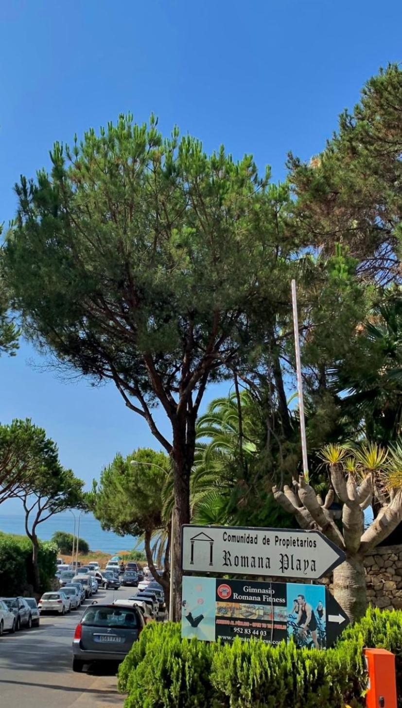 Marbella Beachfront Apartment Romana Playa Elviria Exteriör bild