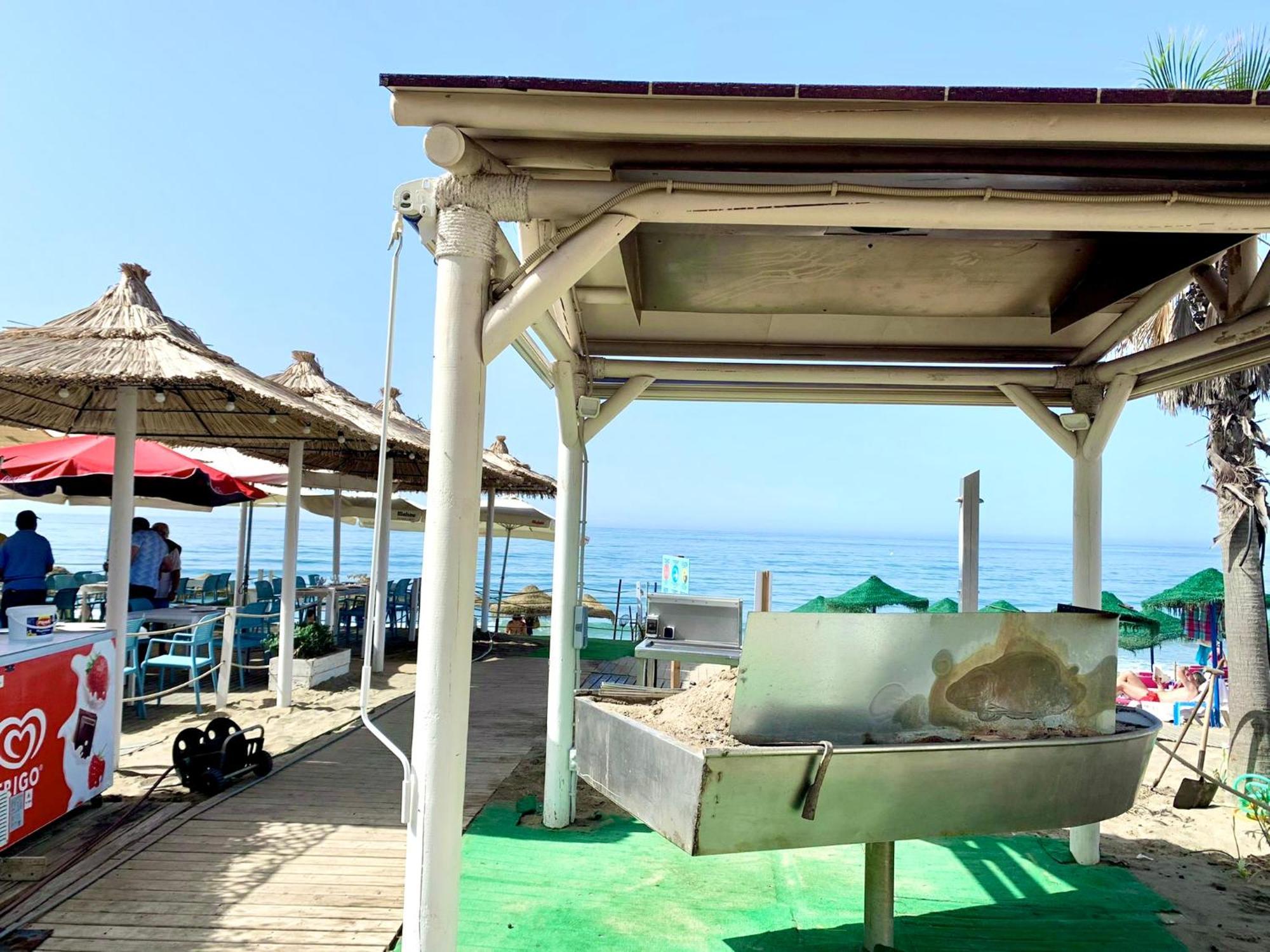 Marbella Beachfront Apartment Romana Playa Elviria Exteriör bild